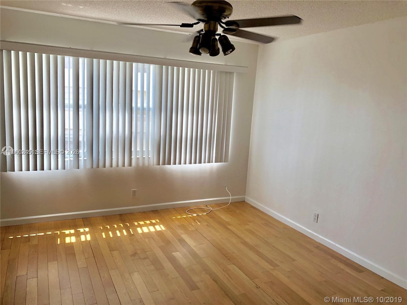 121 Golden Isles Dr 407 photo 20
