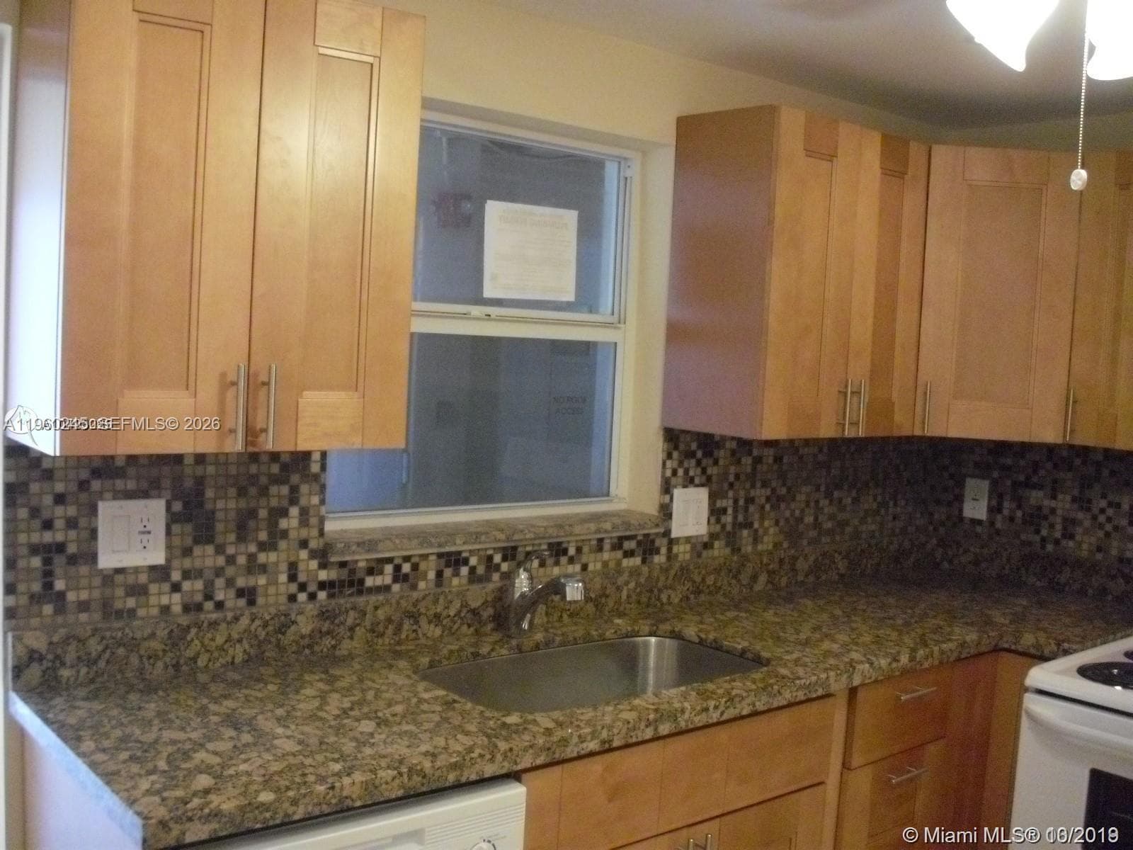 121 Golden Isles Dr 407 photo 10