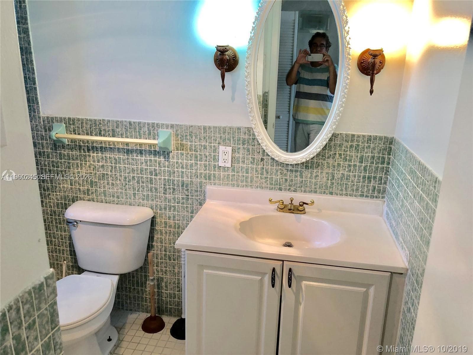 121 Golden Isles Dr 407 photo 15