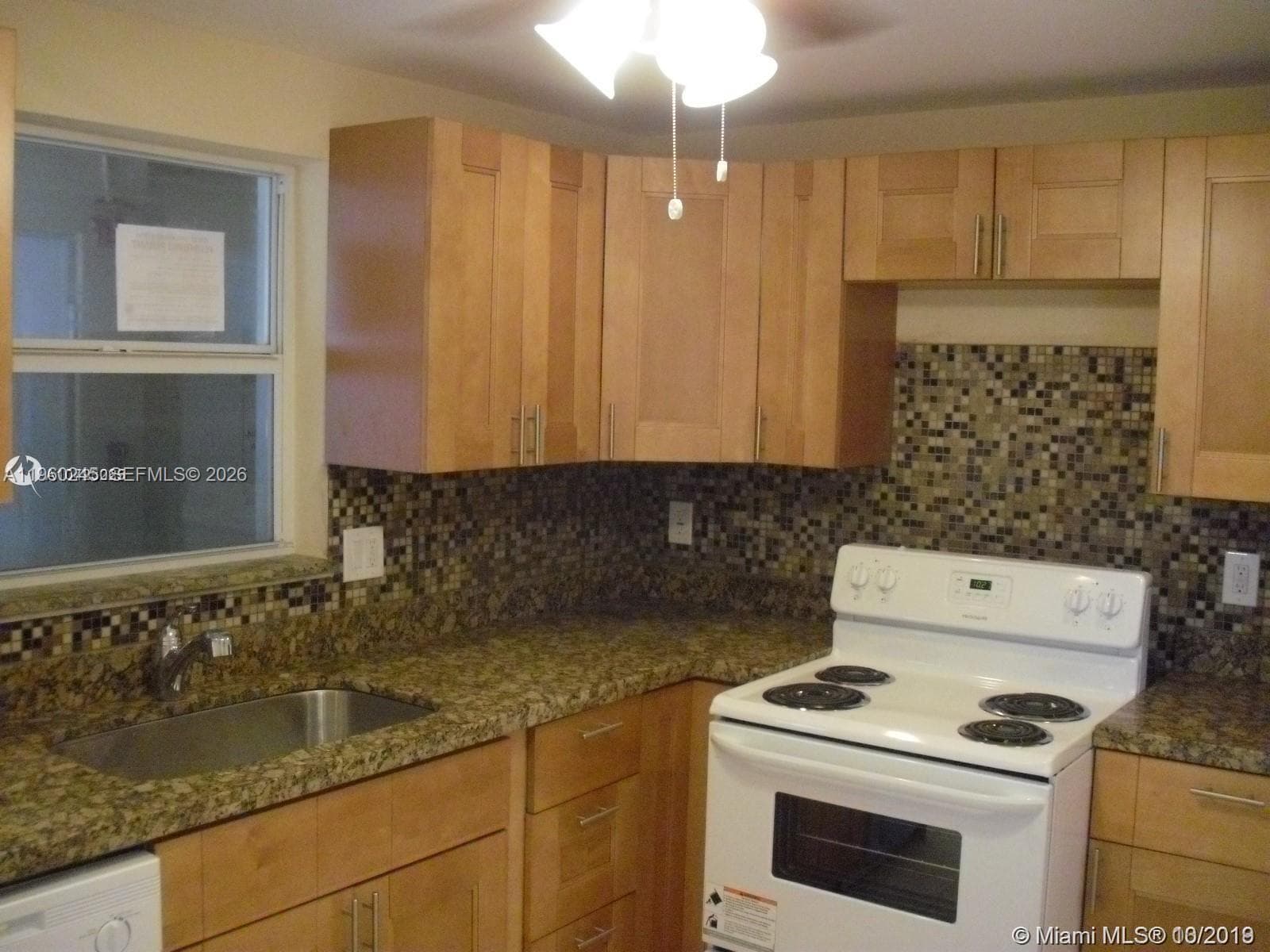 121 Golden Isles Dr 407 photo 11