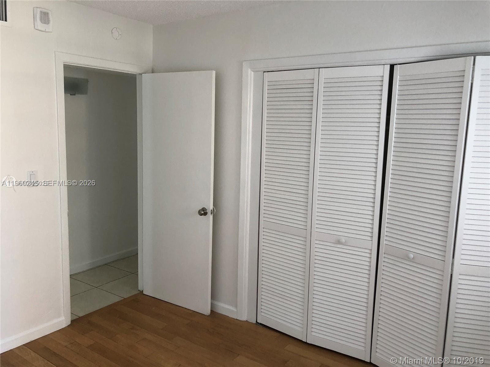 121 Golden Isles Dr 407 photo 19