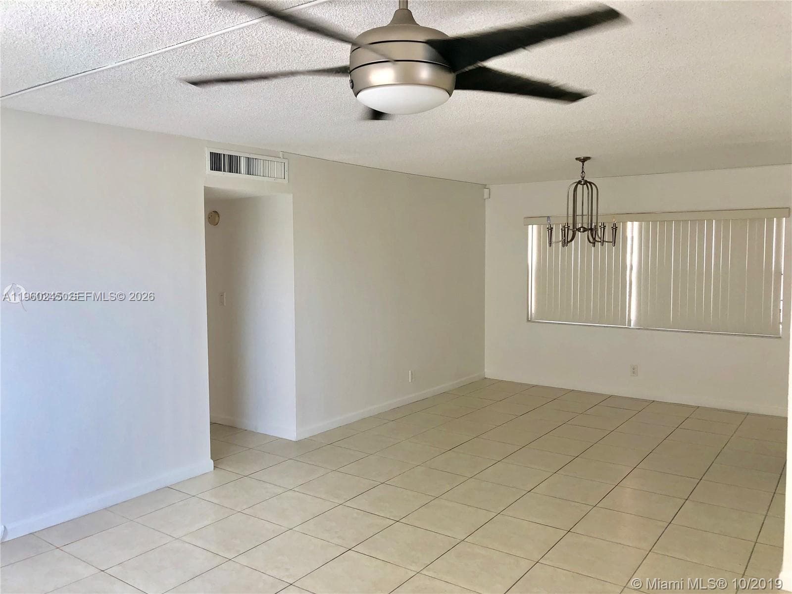 121 Golden Isles Dr 407 photo 4