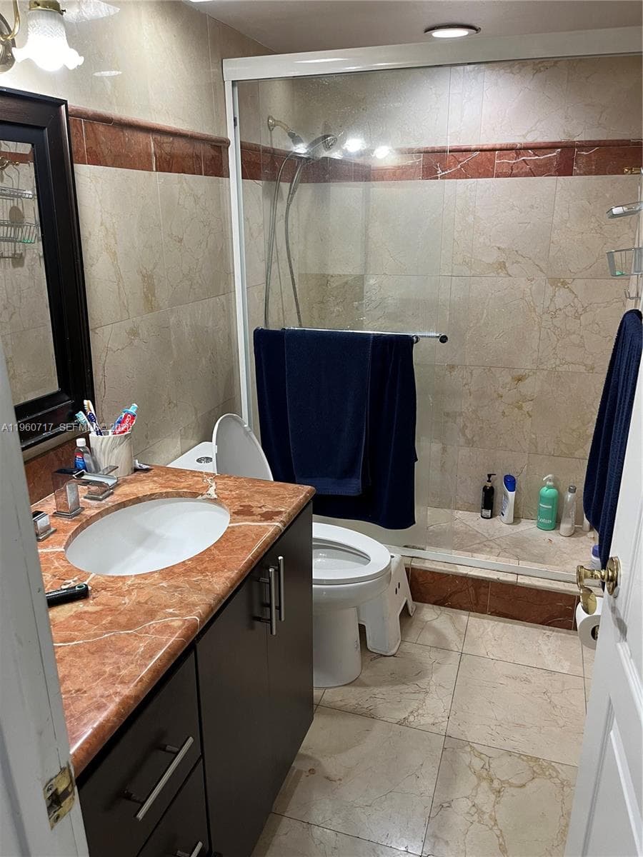 520 Brickell Key Dr A610 photo 8