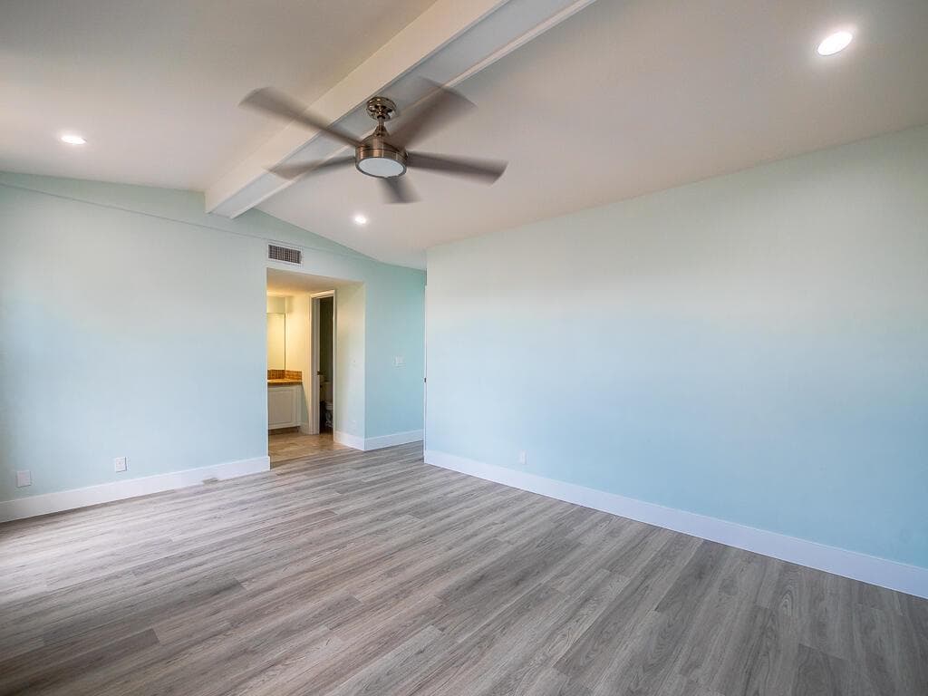 1020 Lake Shore Drive 202 photo 16