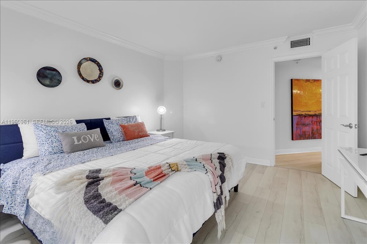 3000 N Ocean Dr 3B photo 4