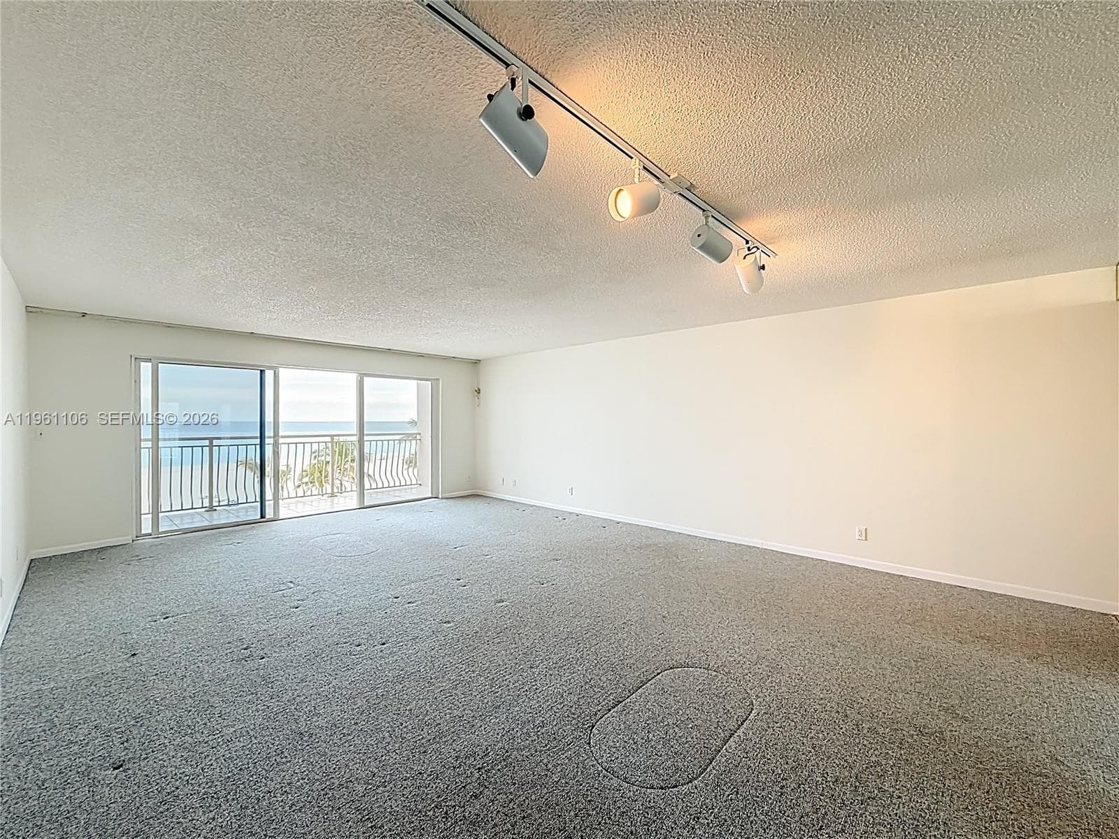 1710 S Ocean Ln 404 photo 12