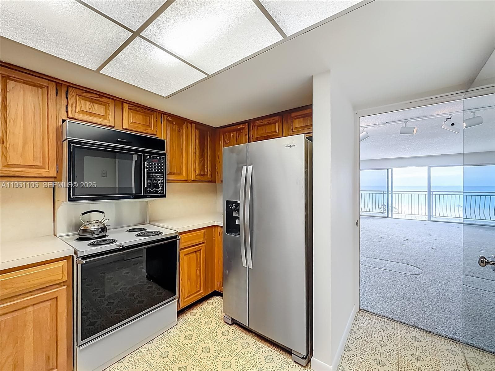 1710 S Ocean Ln 404 photo 19