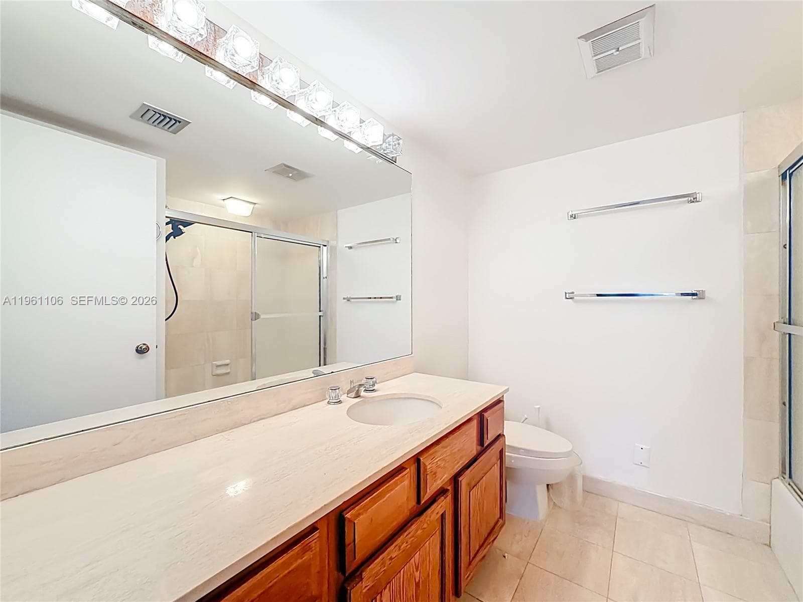 1710 S Ocean Ln 404 photo 25