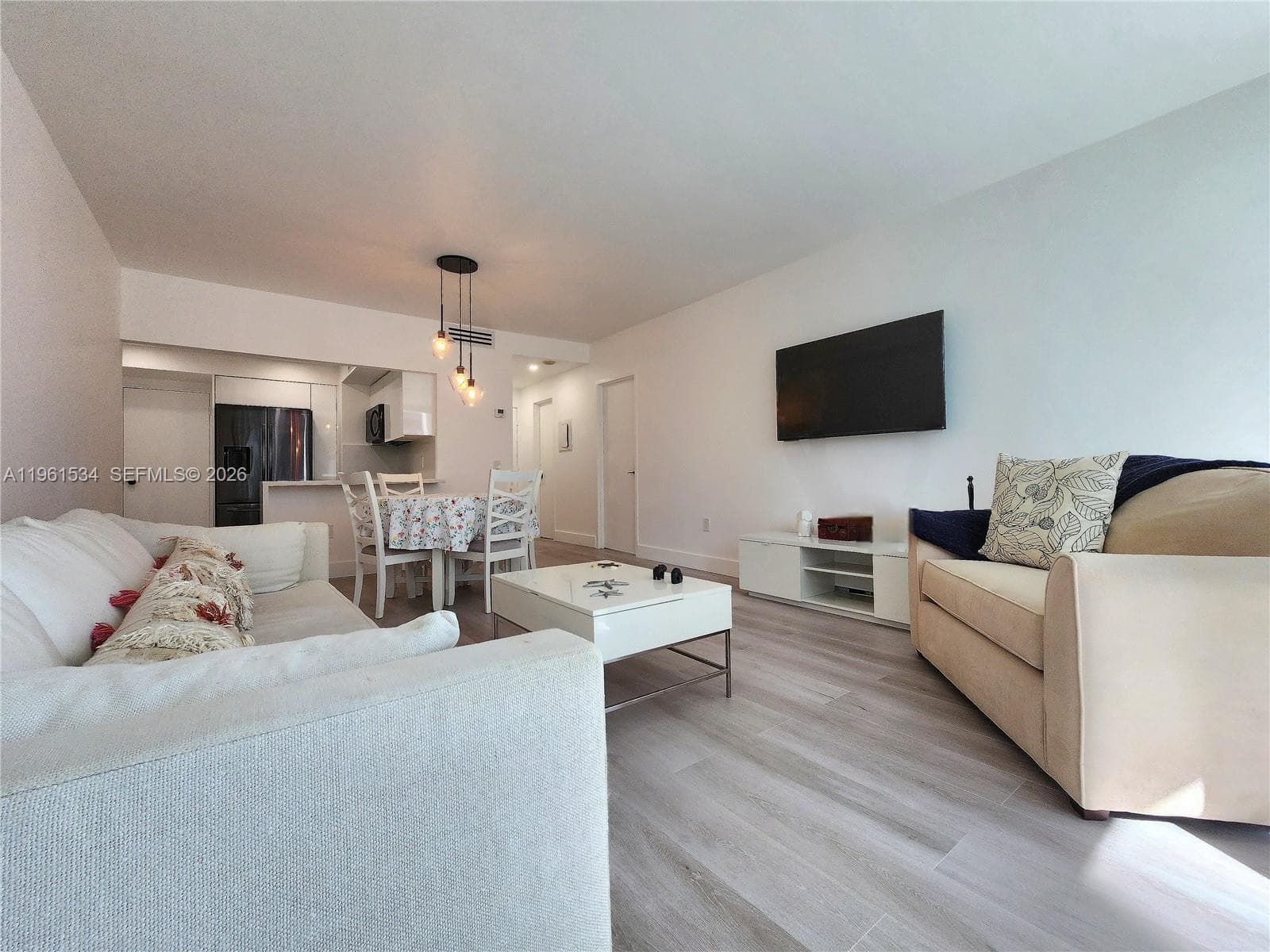 3505 S Ocean Dr 218 photo 10