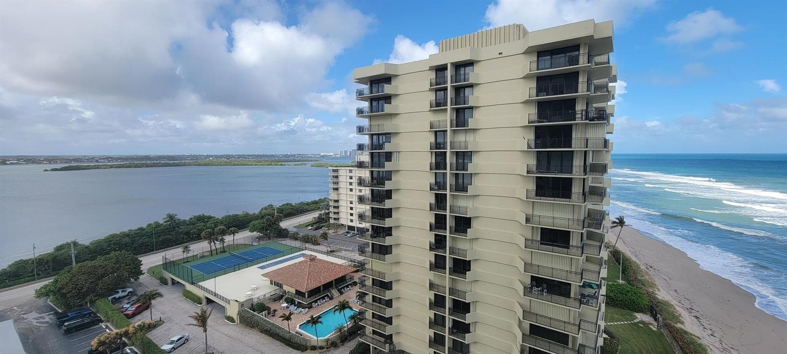 5440 N Ocean Drive 1204 photo 2