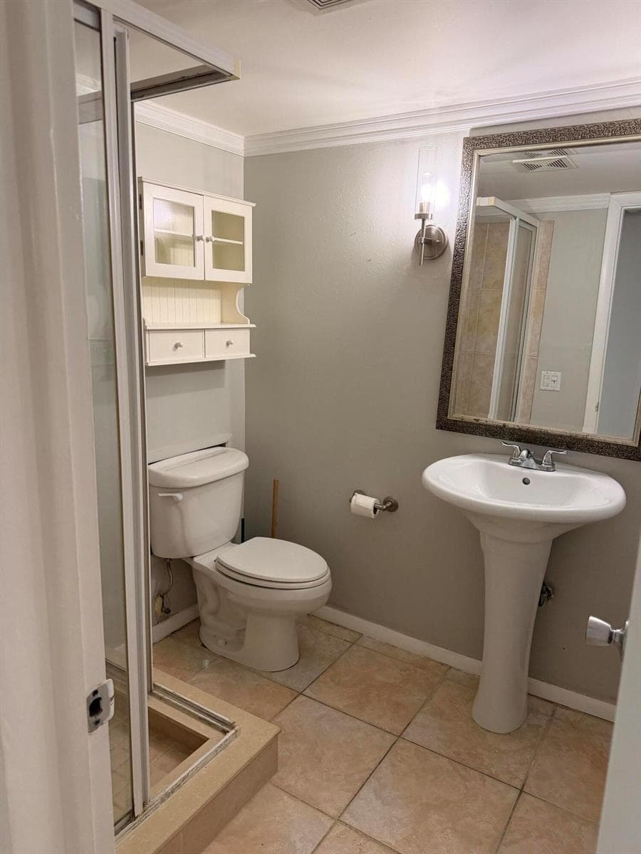 1400 NE 57th Street 302 photo 14