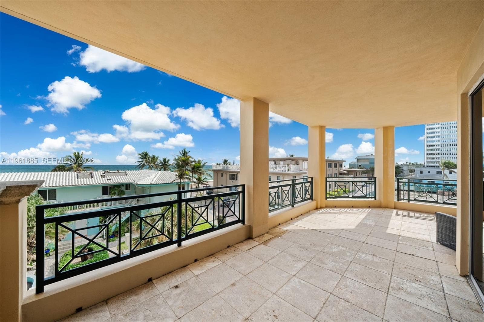 3415 N Ocean Dr 204 photo 9
