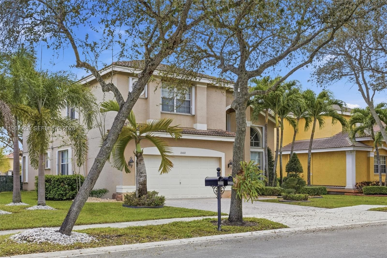 16460 SW 30th Street photo 3