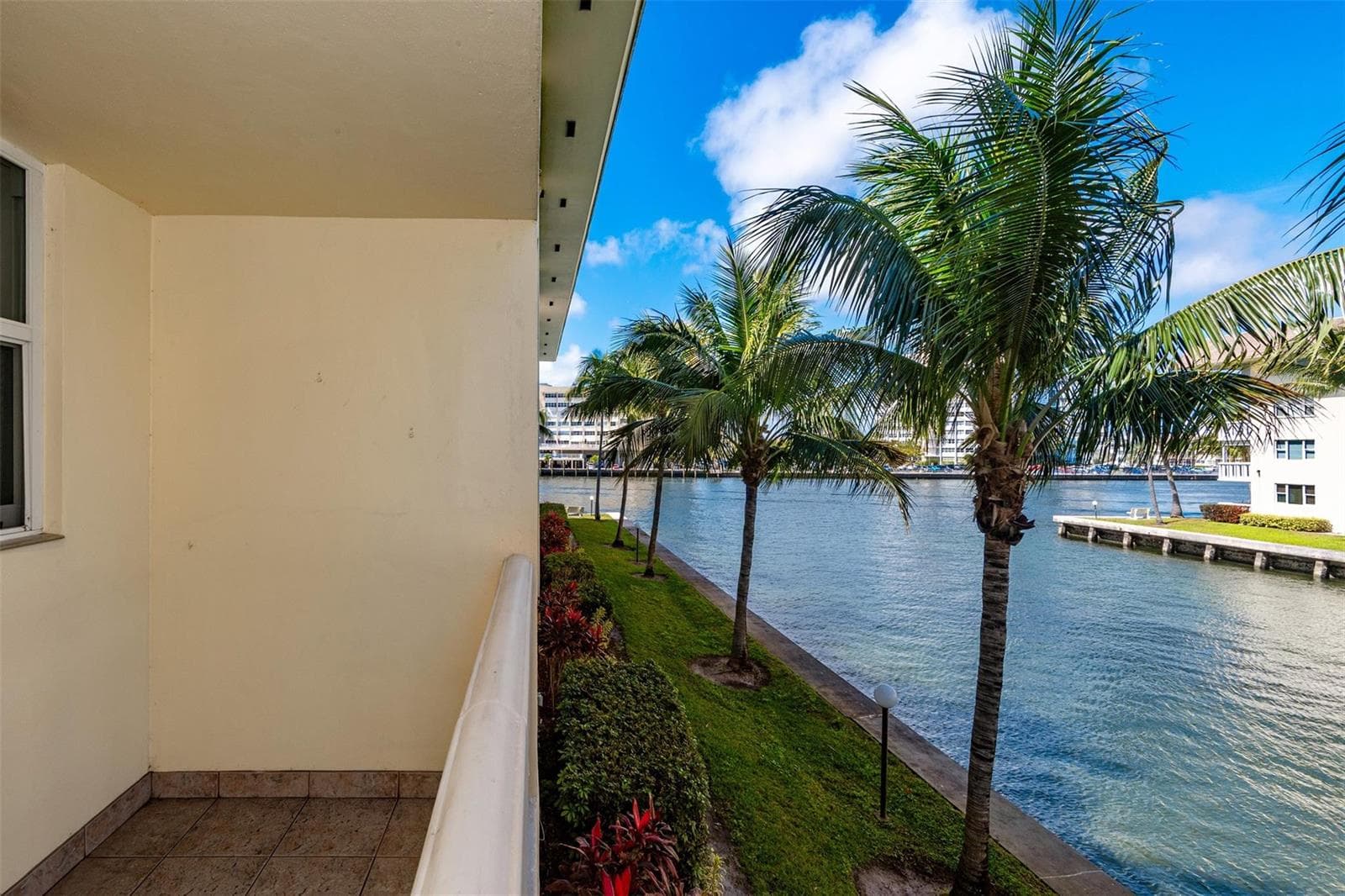 1891 S Ocean Drive 207 photo 6