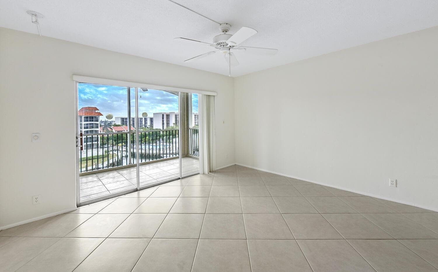 2871 N Ocean Boulevard F429 photo 8