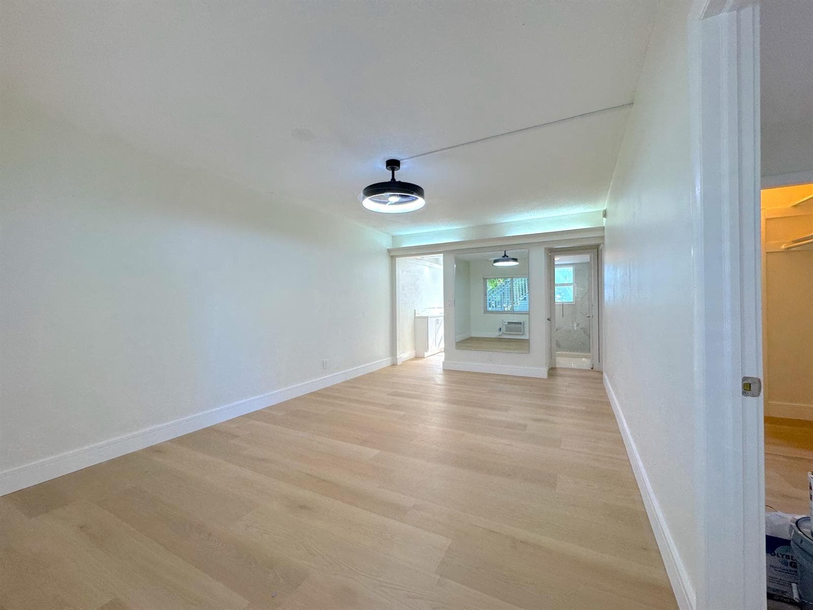 2815 NE 33rd Avenue 106 photo 7
