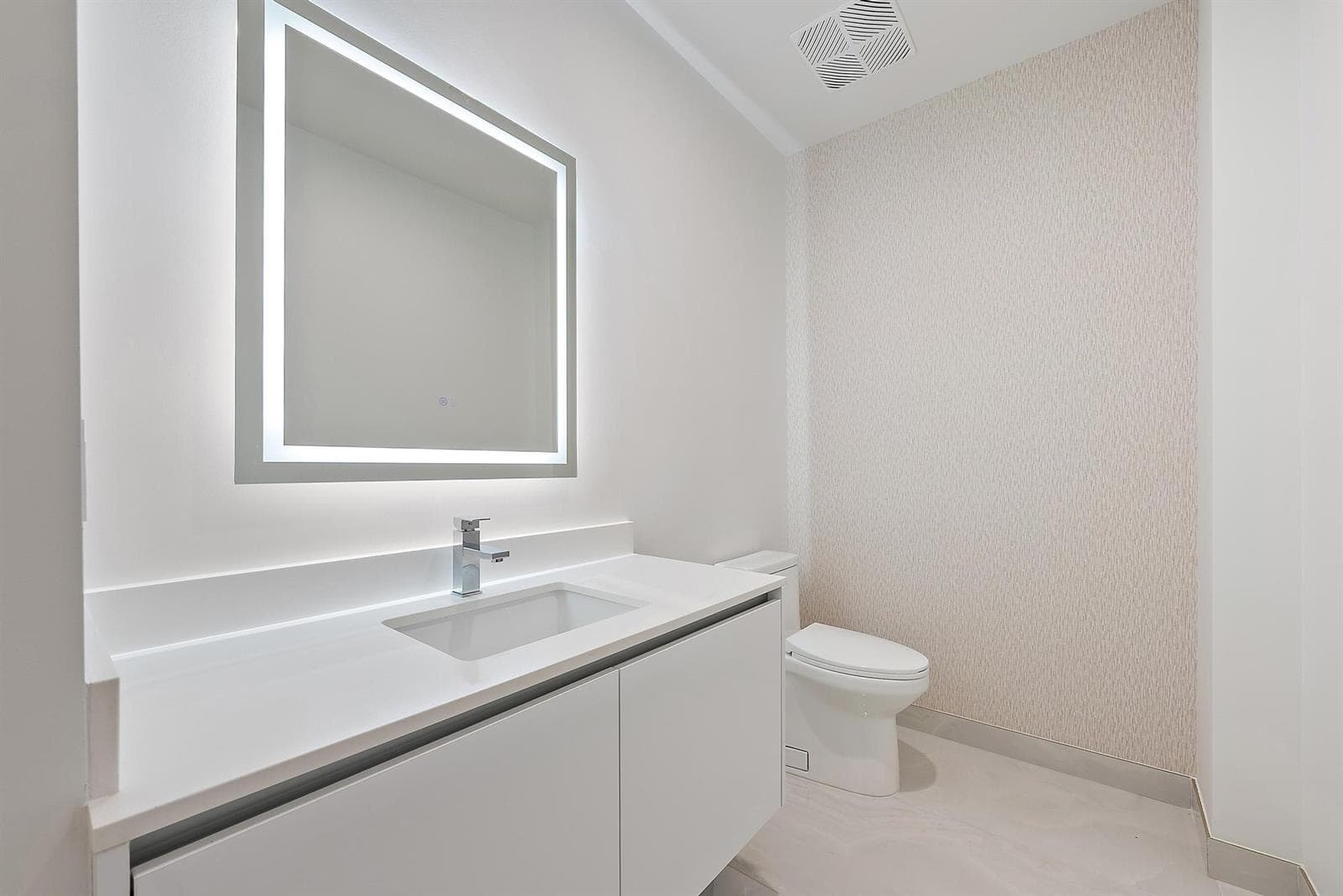 220 Lake Shore Drive 1008 photo 17