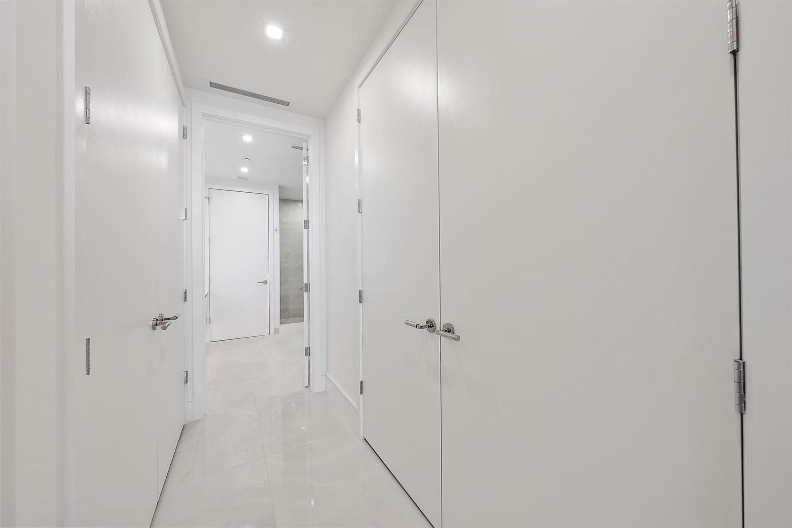220 Lake Shore Drive 1008 photo 9