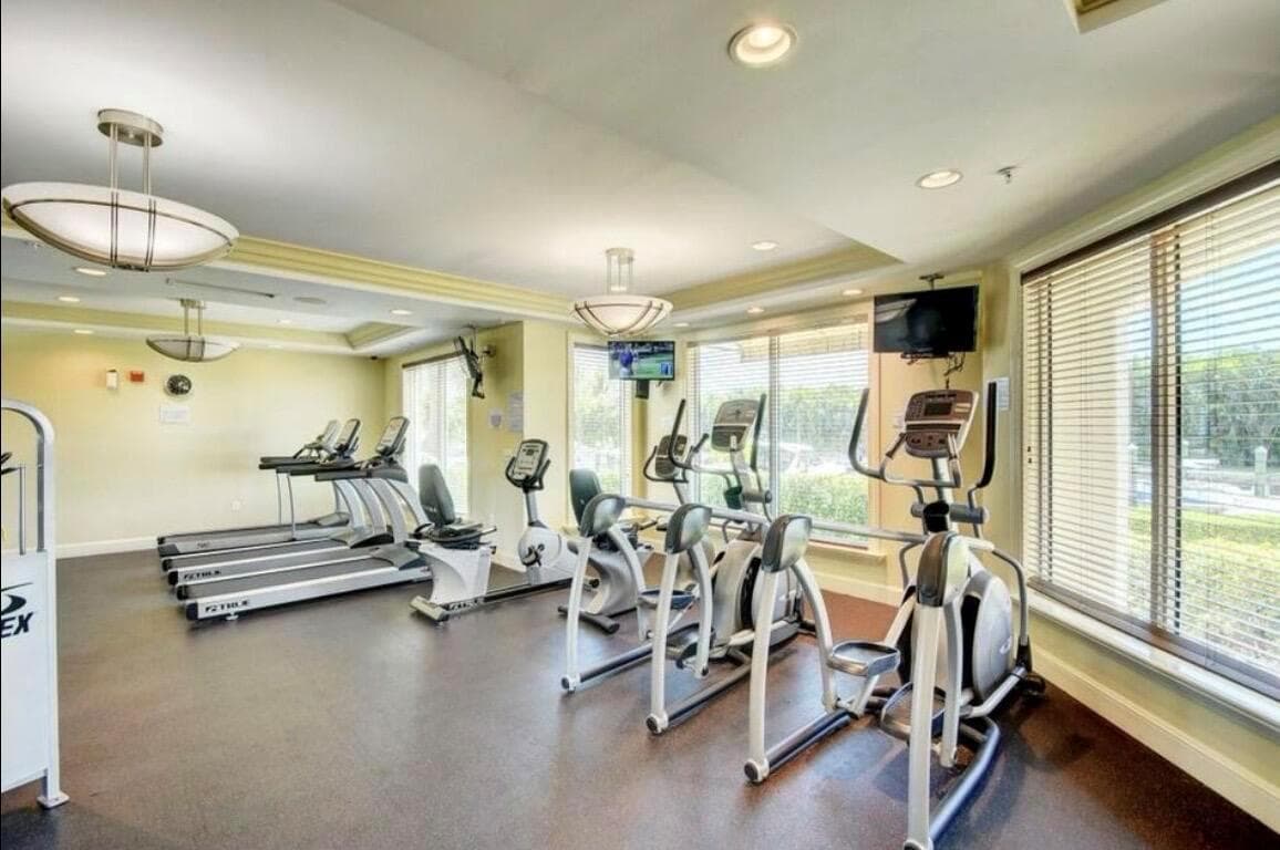 804 E Windward Way 316 photo 8