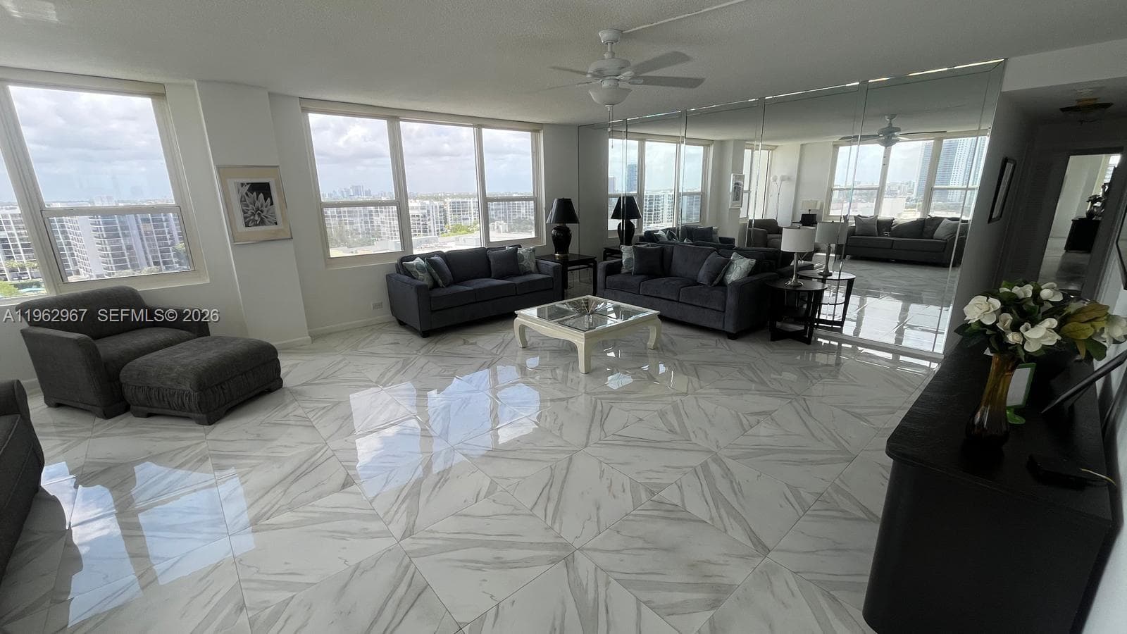 3505 S Ocean Dr 1201 photo 1