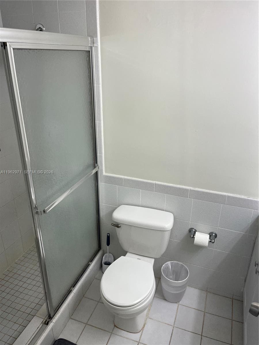 1405 photo 12