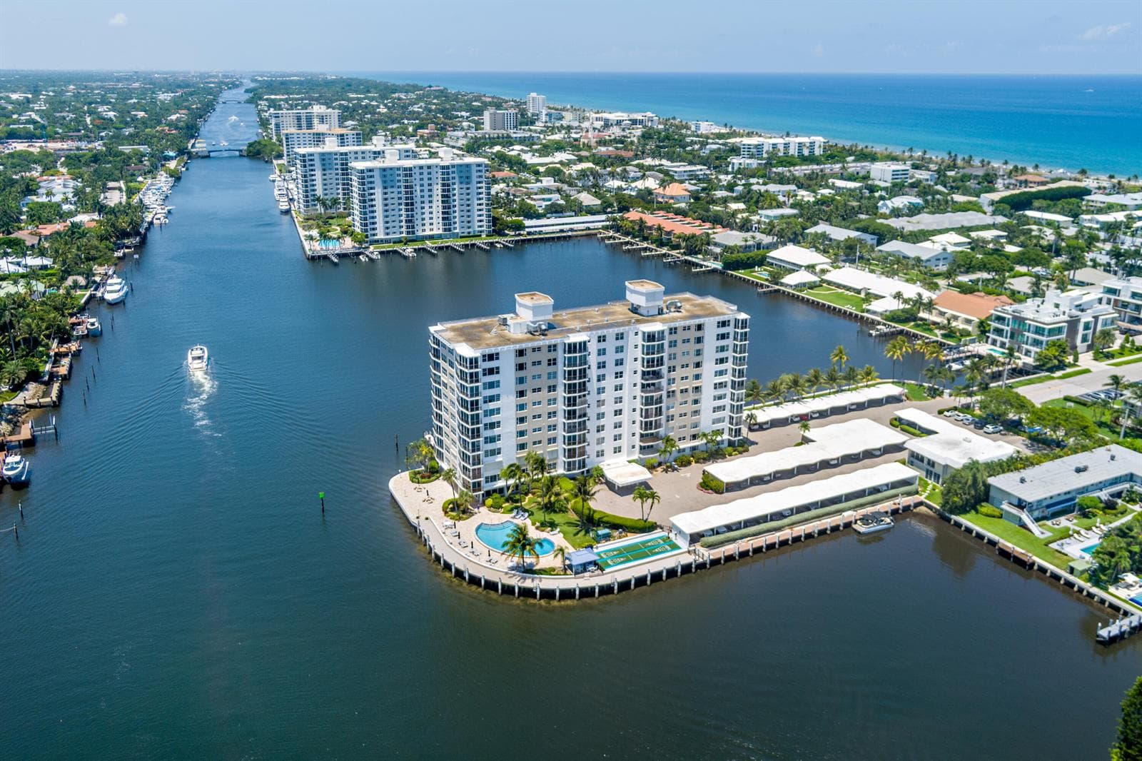 400 Seasage Drive 806 photo 17