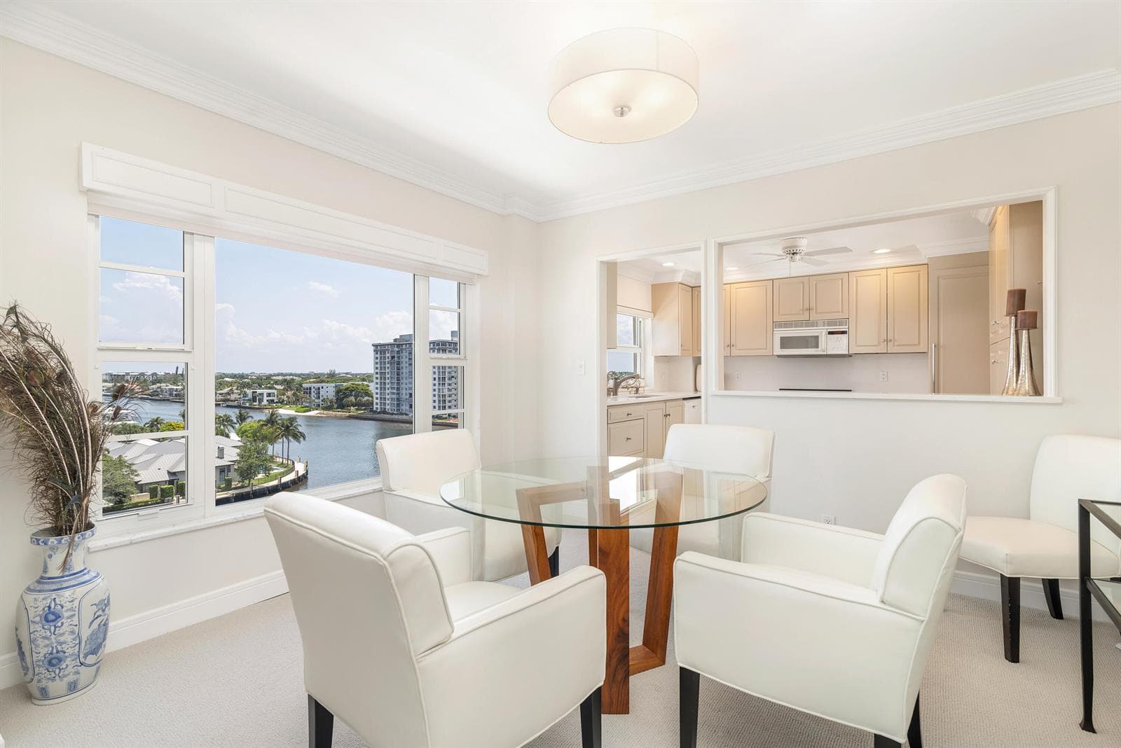 400 Seasage Drive 806 photo 8
