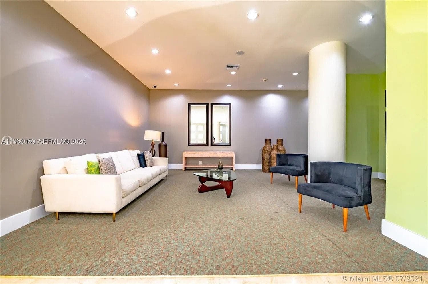 7441 Wayne Ave 9I photo 9