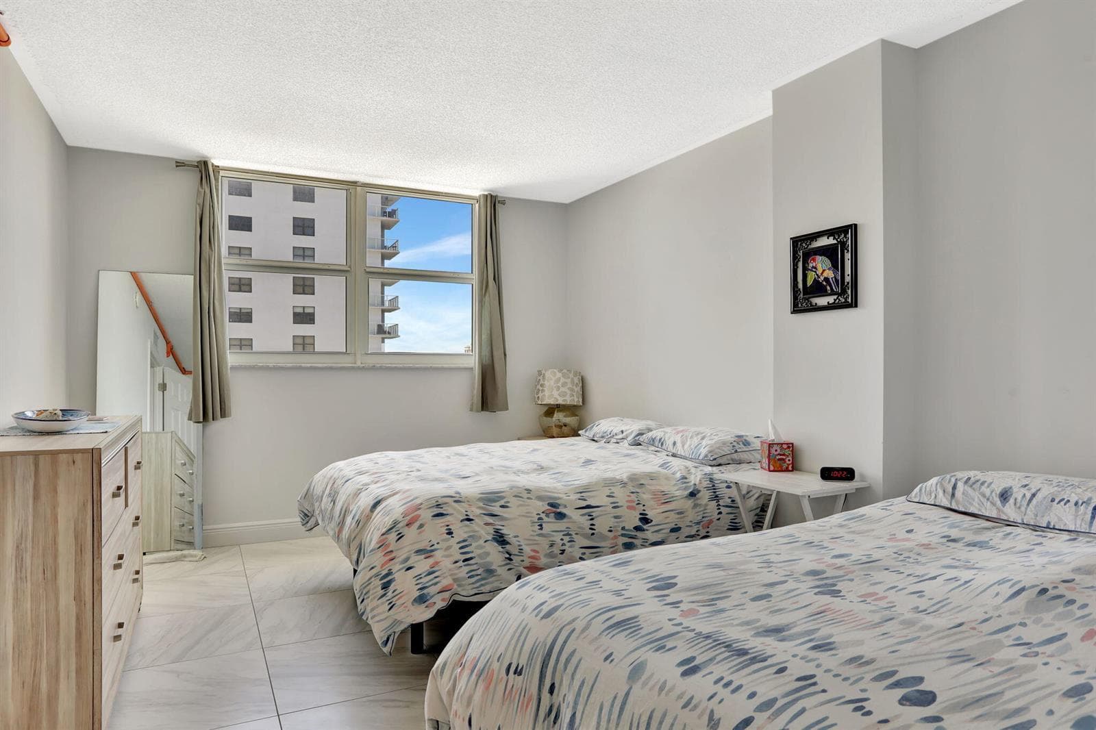 1505 N Riverside Drive 802 photo 7