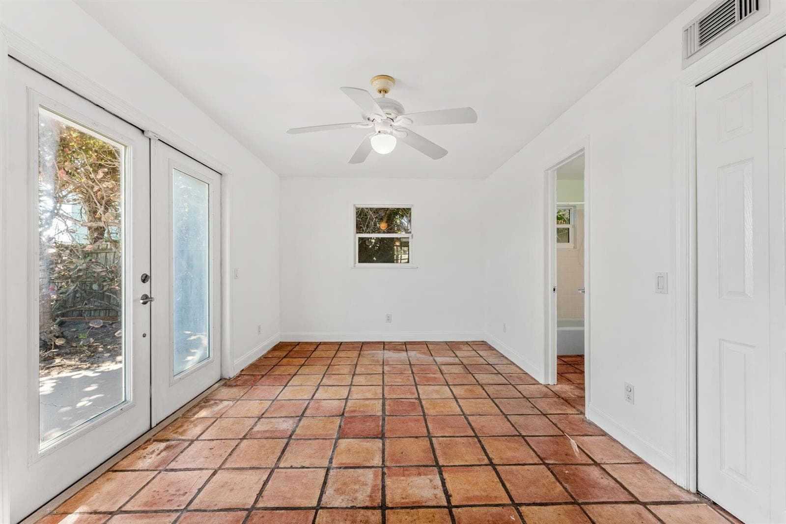 9556 Doubloon Drive photo 24