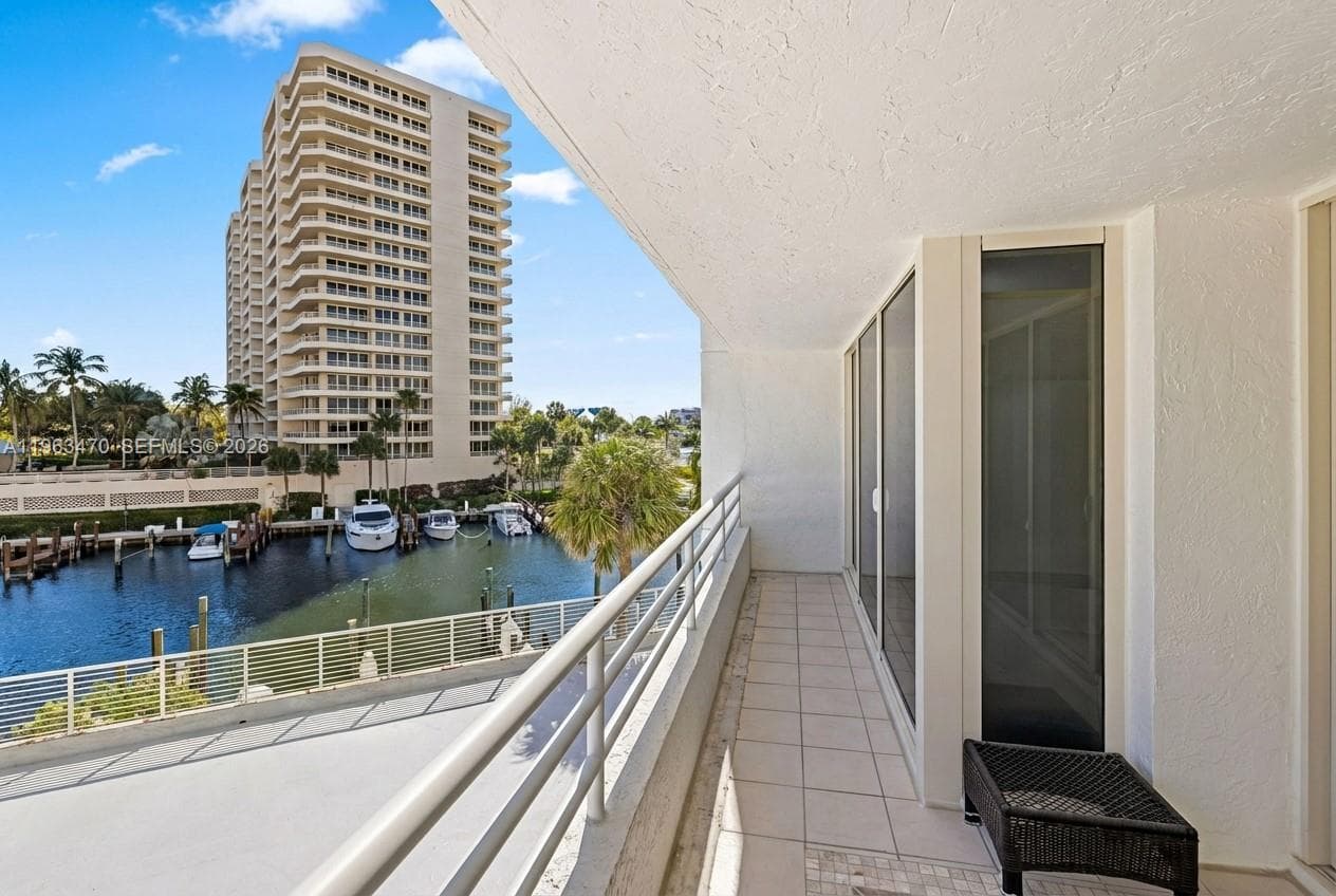 4201 N Ocean Blvd 208 photo 2
