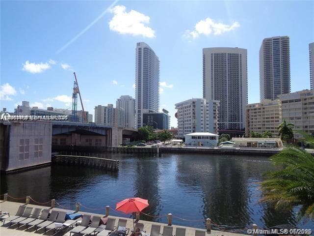 2600 E Hallandale Beach Blvd T301 photo 1