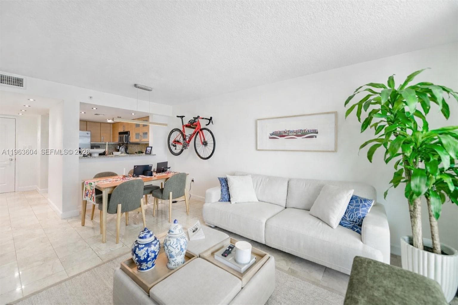 2101 Brickell Ave 2009 photo 2