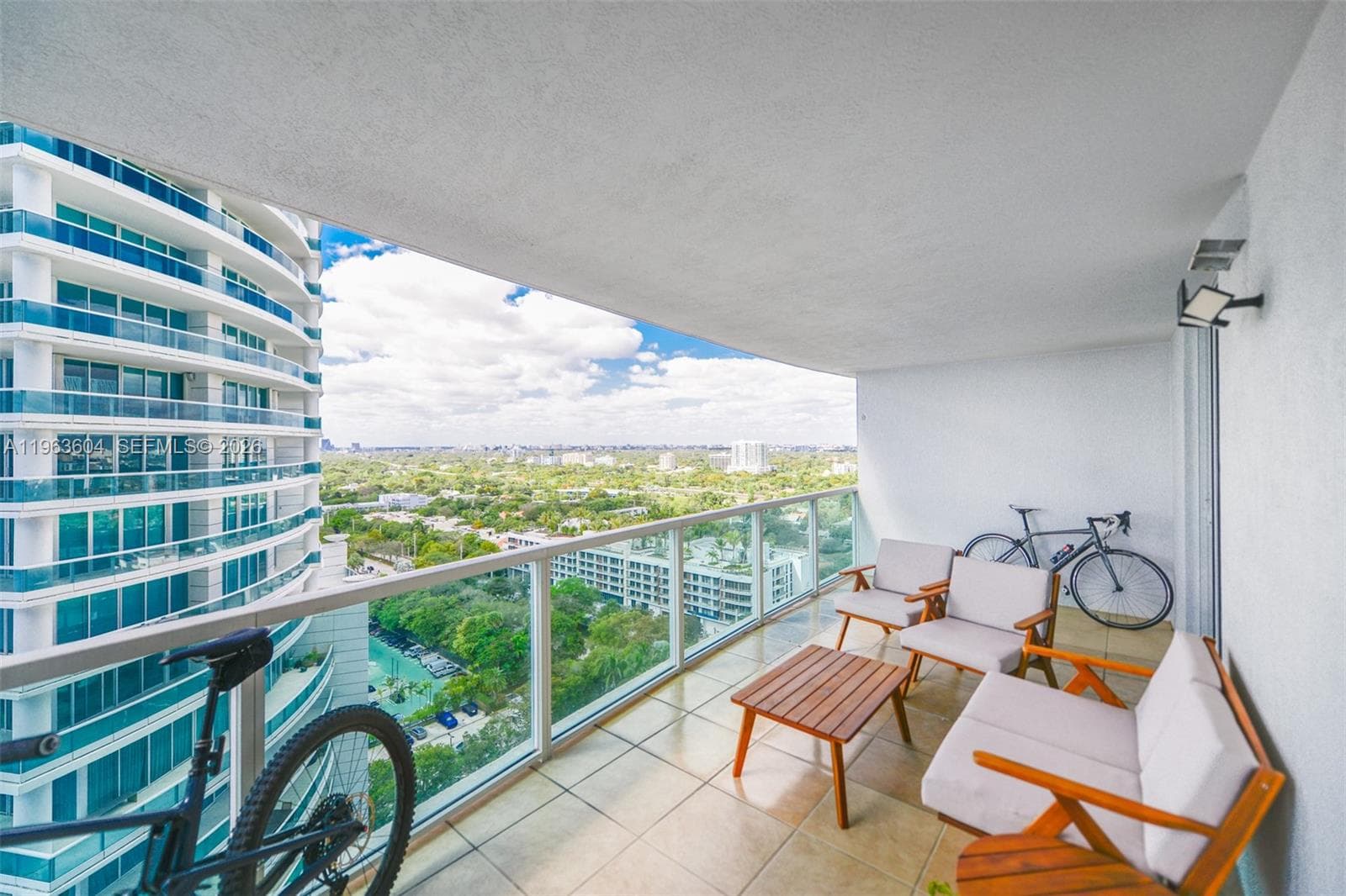 2101 Brickell Ave 2009 photo 18