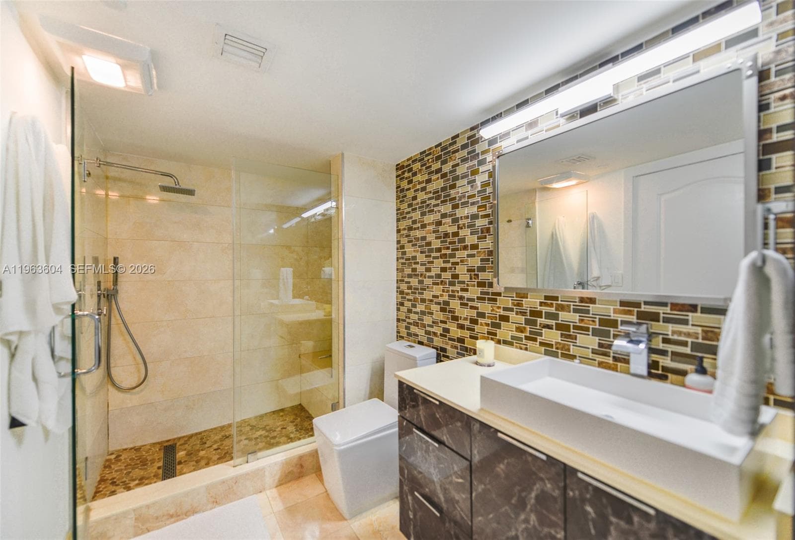2101 Brickell Ave 2009 photo 11