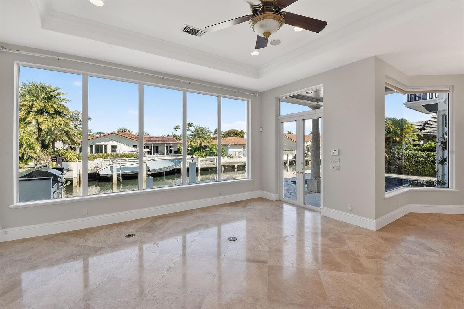 501 Golden Harbour Drive photo 12