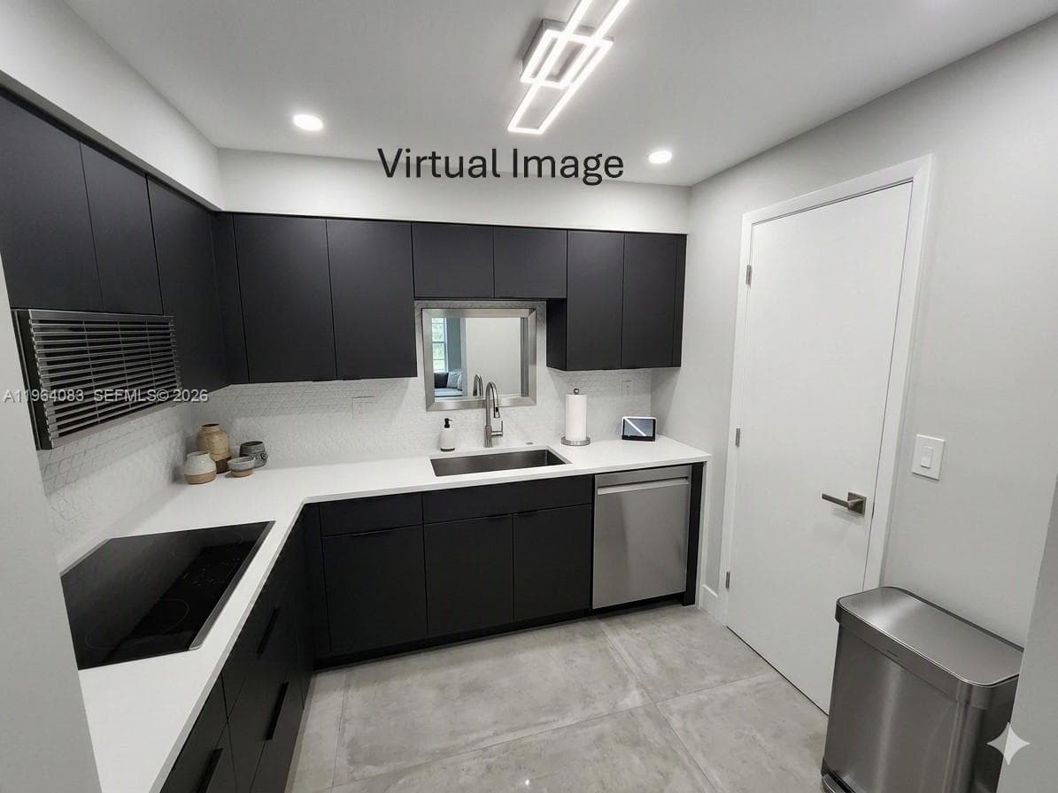 1913 S Ocean Dr 423 photo 21