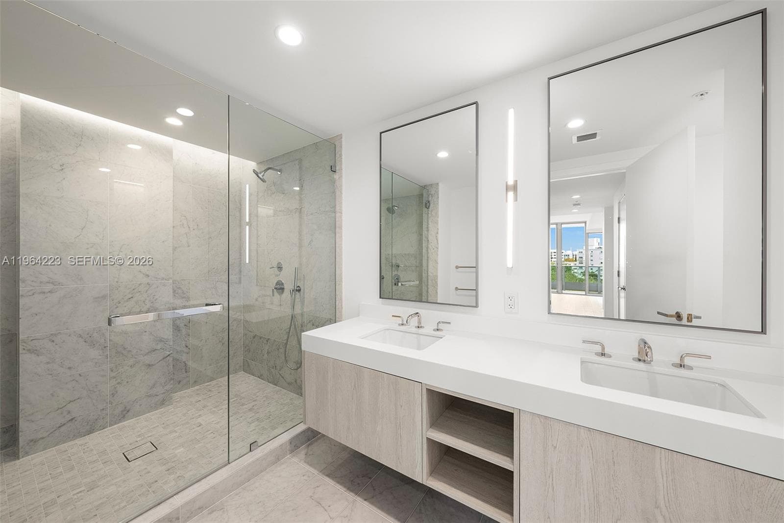 9201 E Bay Harbor Drive 502 photo 12