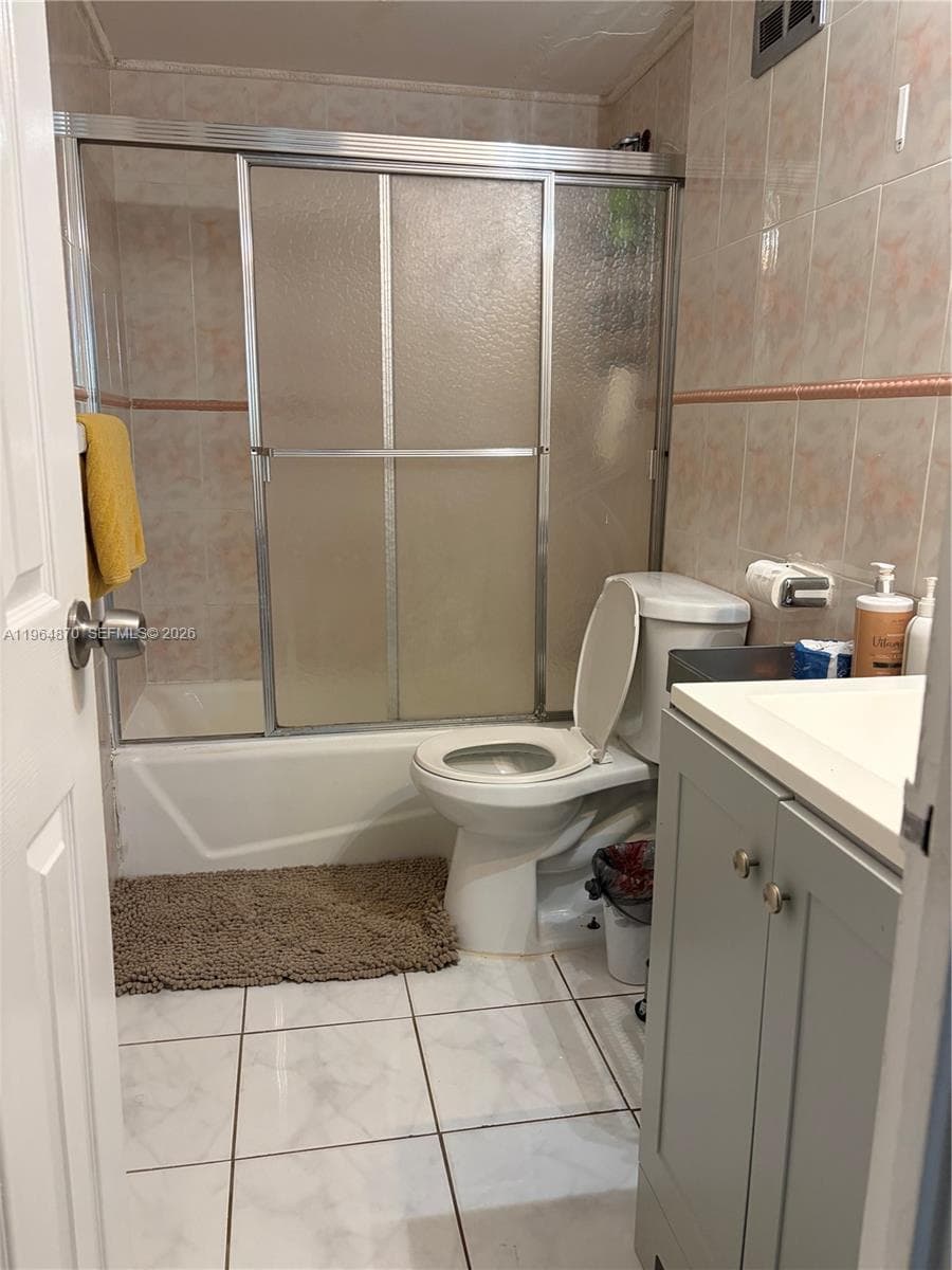 1913 S Ocean Dr 109 photo 14