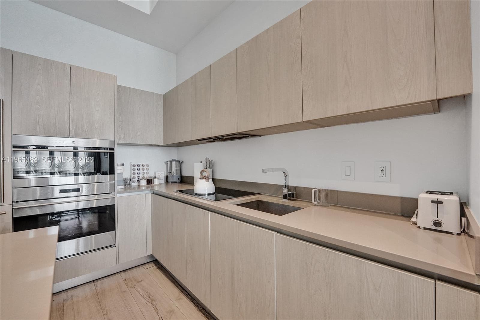 4111 S Ocean Dr 603 photo 16