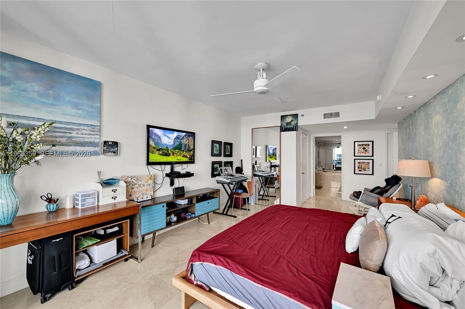 1830 S Ocean Dr 4708 photo 13
