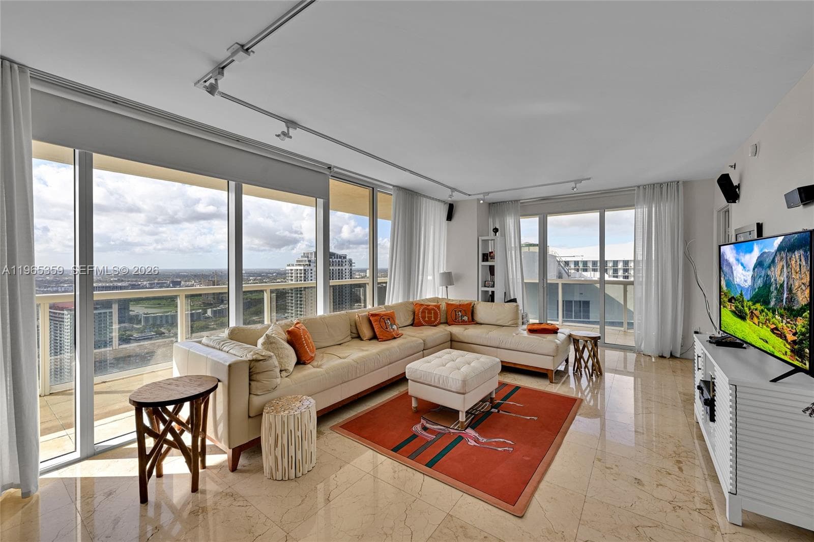 1830 S Ocean Dr 4708 photo 7