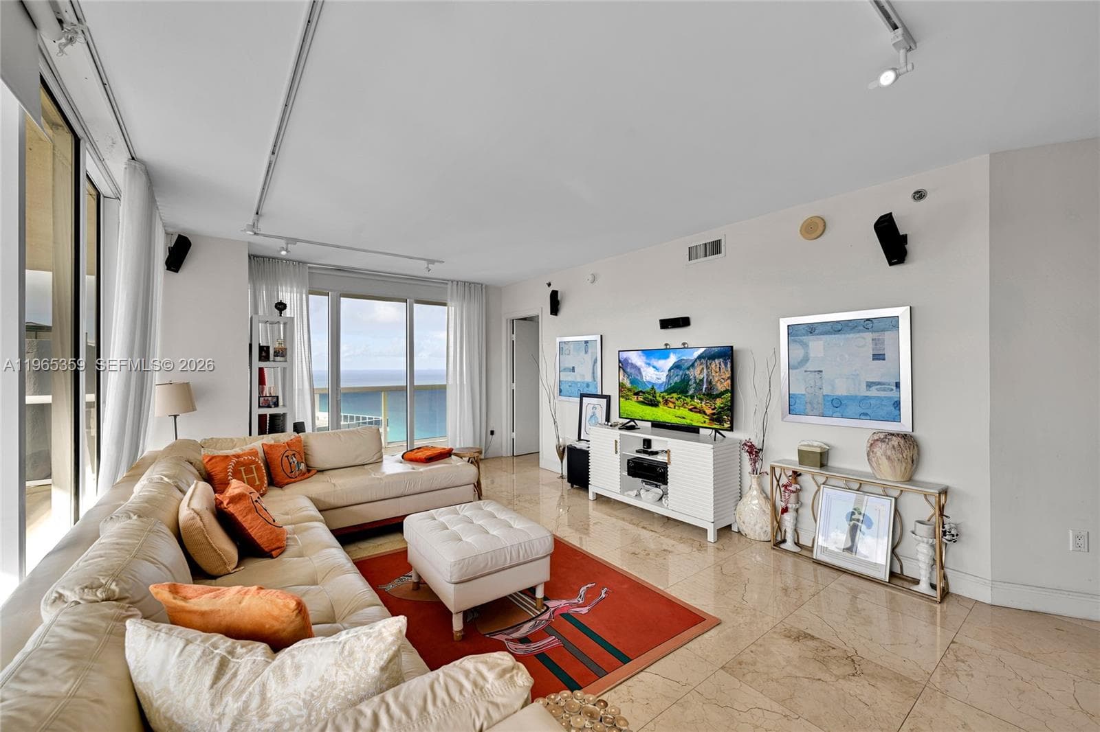 1830 S Ocean Dr 4708 photo 9