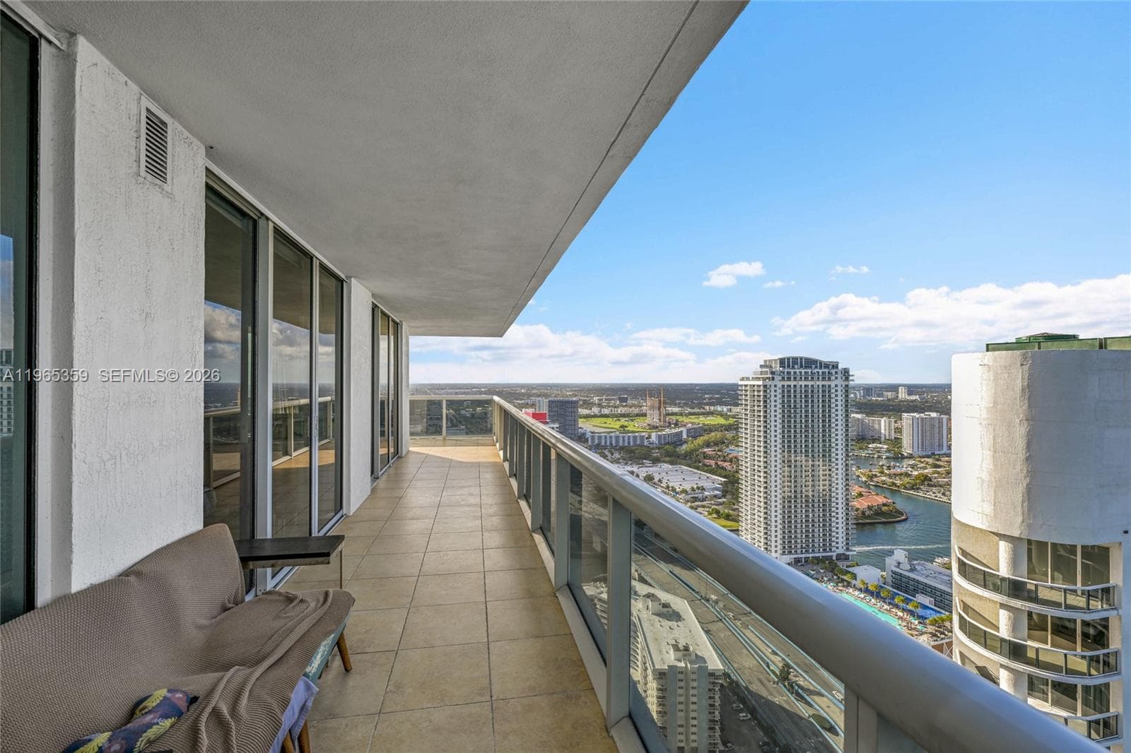 1830 S Ocean Dr 4708 photo 24
