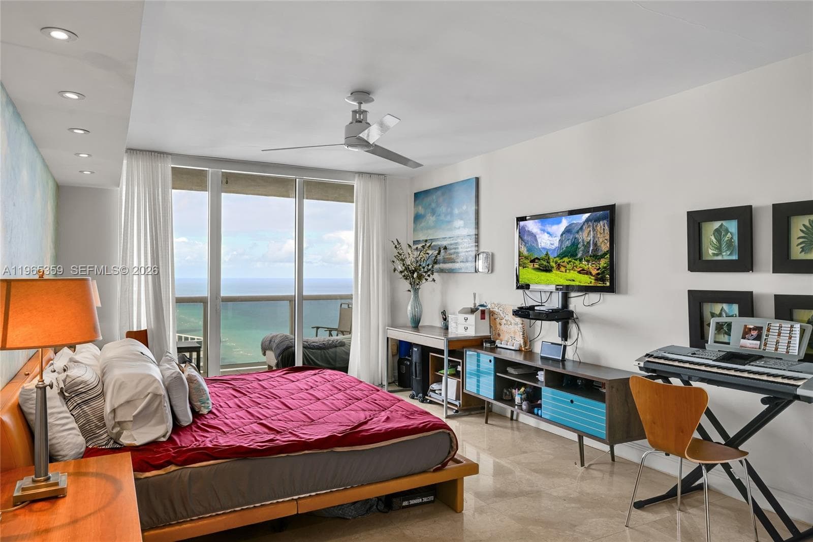 1830 S Ocean Dr 4708 photo 11