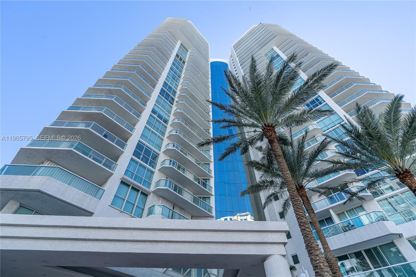 16400 Collins Ave 744 photo 1