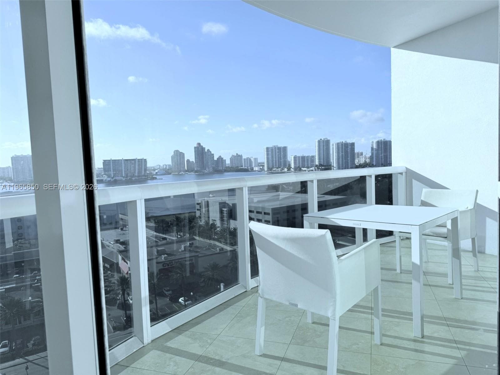 18201 Collins Ave 1501A photo 21