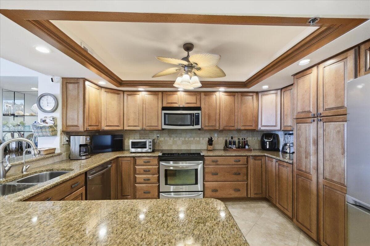 9950 S Ocean Drive 604 photo 6