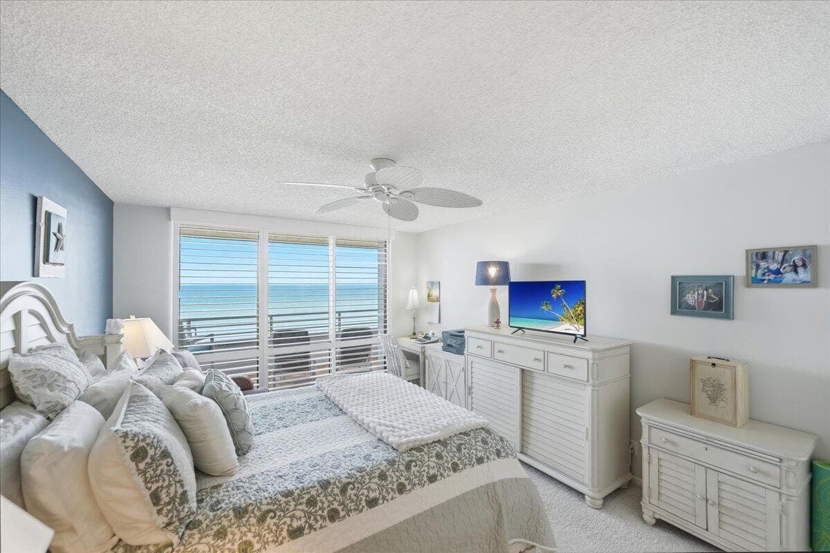 9950 S Ocean Drive 604 photo 17