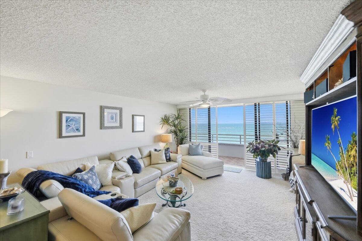 9950 S Ocean Drive 604 photo 3